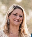 Lisa Riboli Elzholz